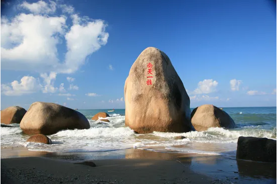 化身藍海衛(wèi)士，守護三亞海濱丨盈峰環(huán)境首個“海域保潔”項目正式簽約進場